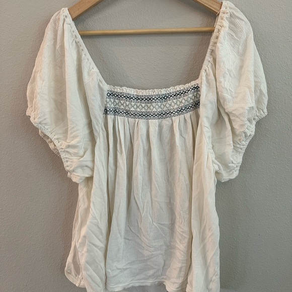 Madewell White Blouse with Elegant Silhouette - Picture 2 of 5